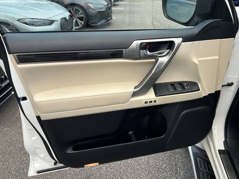 Used 2023 Lexus GX 460 Luxury image 13