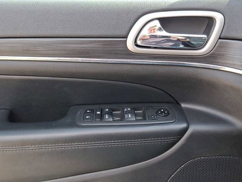 Used 2021 Jeep Grand Cherokee Limited w/ Premium Lighting Group image 15