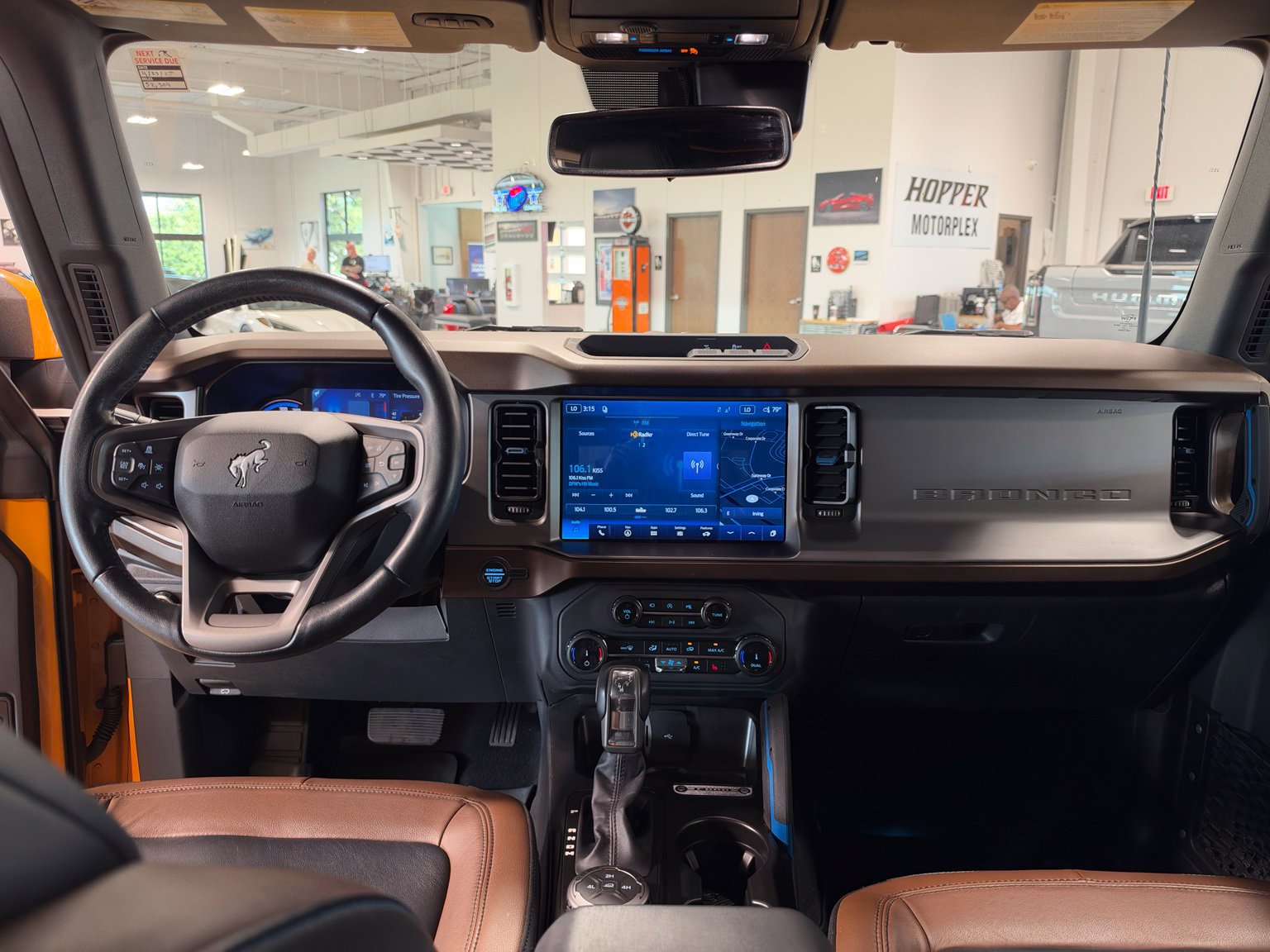 Used 2022 Ford Bronco Outer Banks AWD/4WD image 17