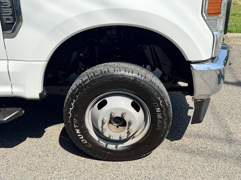Used 2020 Ford F350 XL w/ Power Equipment Group AWD/4WD image 31