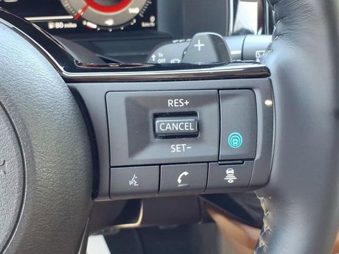 Certified 2025 Nissan Pathfinder Platinum AWD/4WD image 25