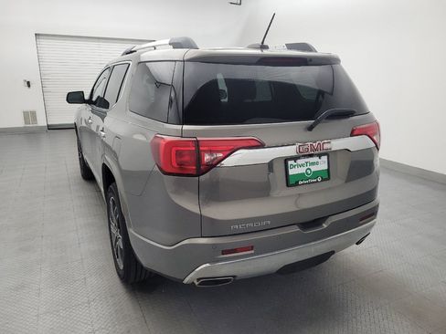 Used 2019 GMC Acadia Denali w/ Technology Package FWD image 6