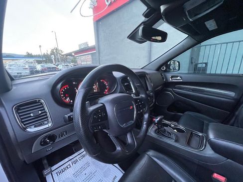 Used 2019 Dodge Durango R/T w/ Technology Group image 9