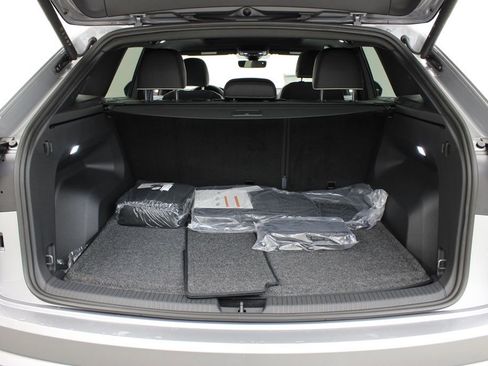 New 2025 Volkswagen Atlas Cross Sport SEL Premium R-Line AWD/4WD image 30
