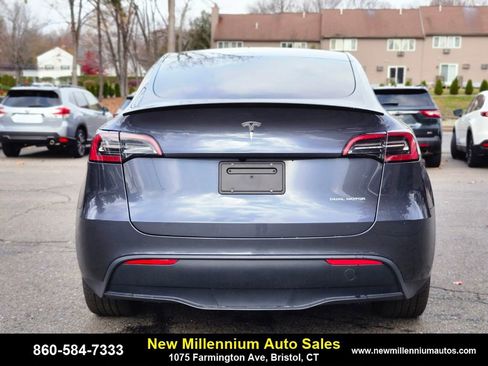 Used 2023 Tesla Model Y Long Range image 4