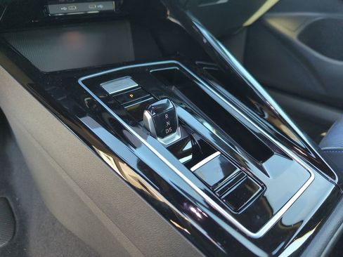 New 2026 Volkswagen Golf w/ Euro Style Package image 39