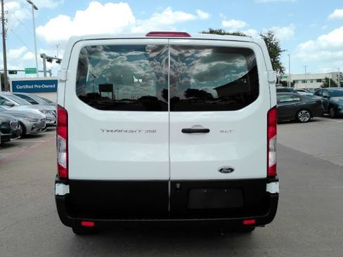 Used 2025 Ford Transit 350 XLT RWD image 7