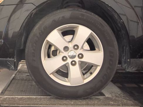 Used 2012 Dodge Journey SXT w/ Flexible Seating Group image 9