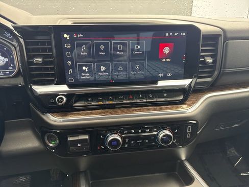 Used 2024 GMC Sierra 1500 Elevation w/ Elevation Premium Package image 20