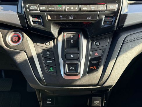 Used 2024 Honda Odyssey EX-L image 27