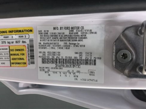 Used 2020 Ford Fusion SE FWD image 23