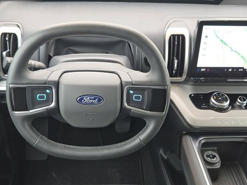Certified 2025 Ford Expedition Max Active RWD image 25