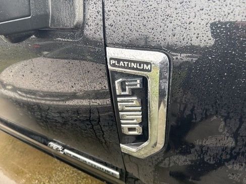Used 2018 Ford F250 Platinum w/ Platinum Ultimate Package image 15