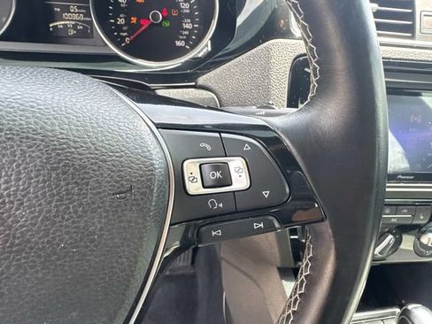 Used 2016 Volkswagen Jetta Sport FWD image 23