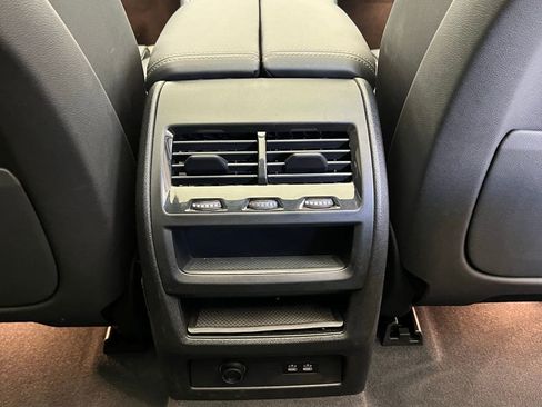 Certified 2025 BMW X5 sDrive40i image 9