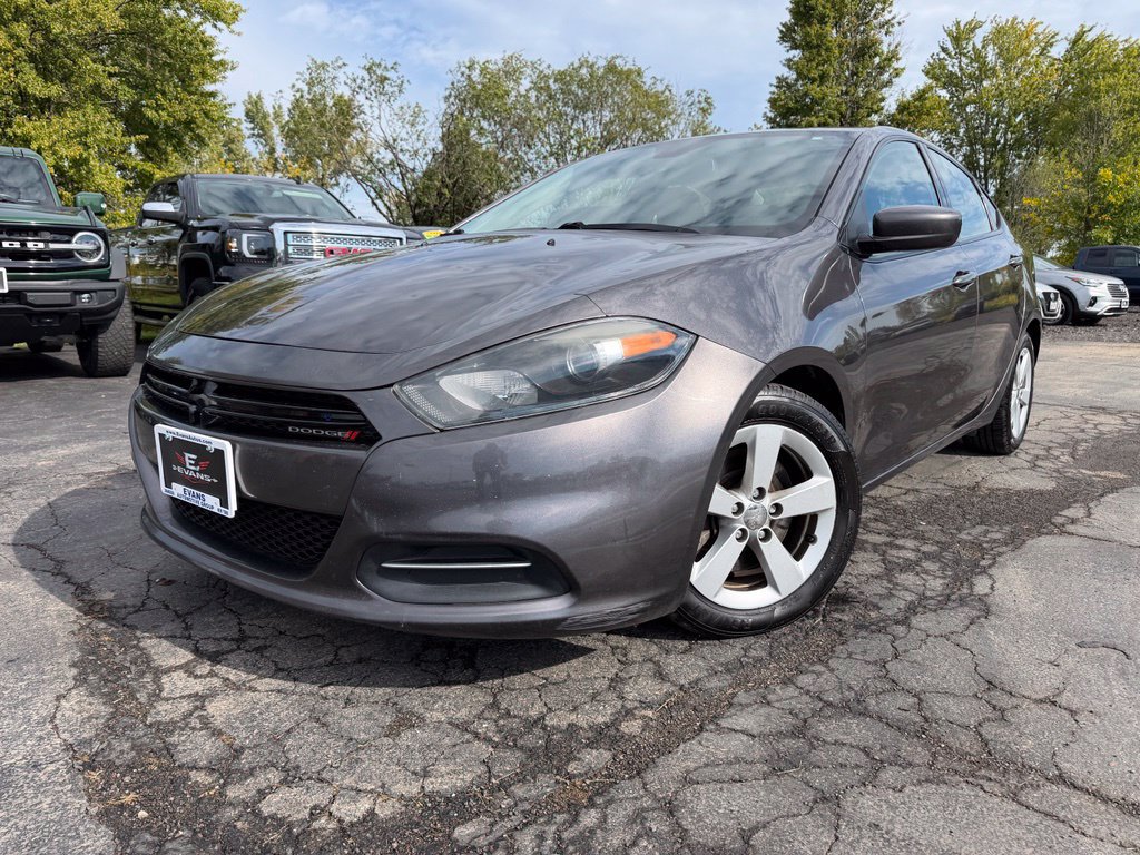 Used 2016 Dodge Dart SXT FWD image 1