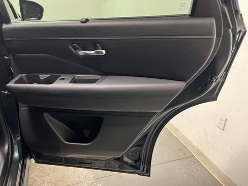 Used 2024 Nissan Pathfinder Platinum w/ Cargo Package image 22