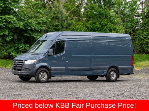Used 2019 Mercedes-Benz Sprinter 170 image 3