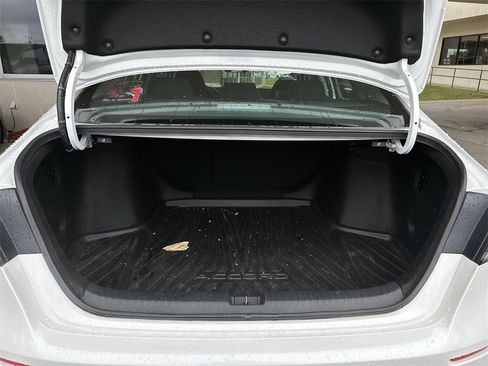 Used 2024 Honda Accord EX image 30