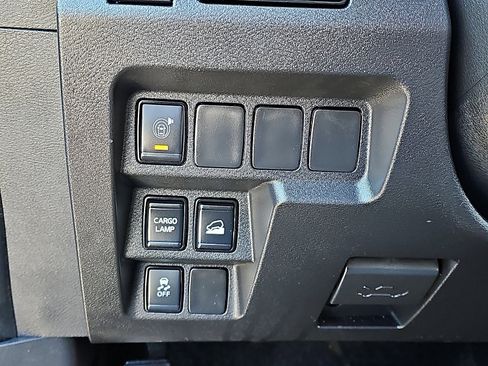 Certified 2024 Nissan Frontier SV w/ Technology Package image 27