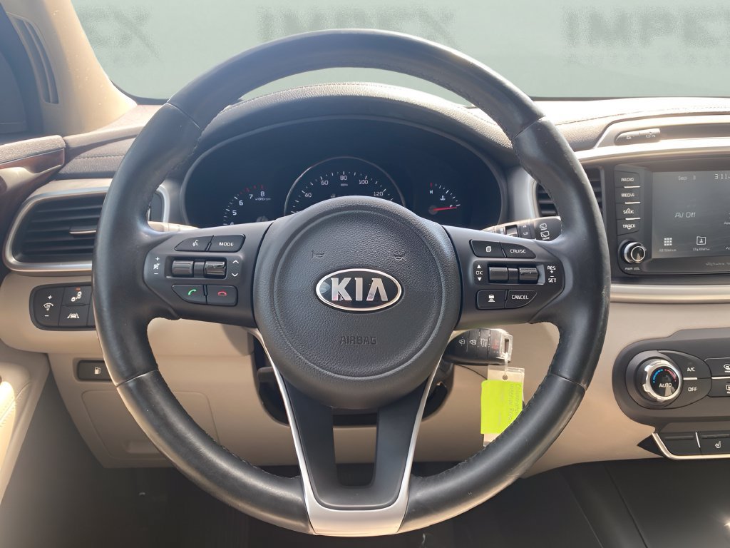 Used 2017 Kia Sorento LX w/ LX V6 Convenience Package FWD image 16