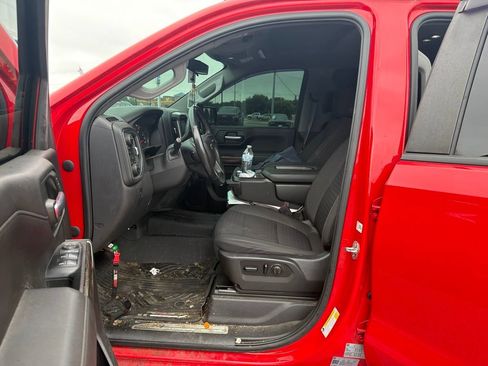 Used 2021 Chevrolet Silverado 1500 LT AWD/4WD image 6