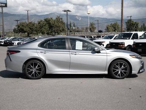 Used 2023 Toyota Camry SE image 57