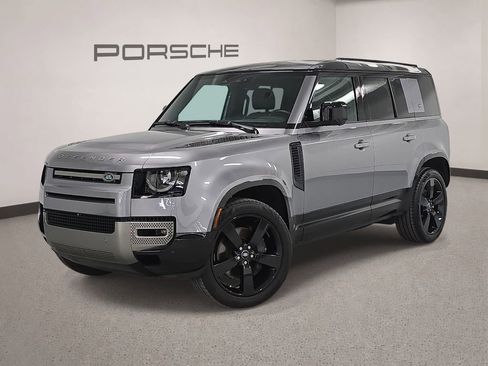 Used 2024 Land Rover Defender 110 X-Dynamic SE AWD/4WD image 1