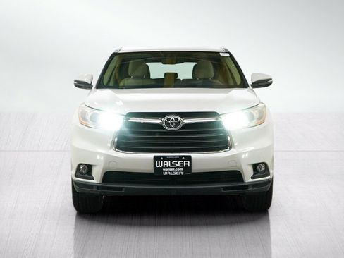 Used 2015 Toyota Highlander XLE AWD/4WD image 8