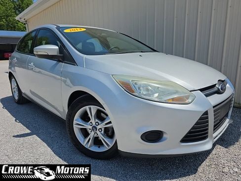 Used 2014 Ford Focus SE FWD image 1