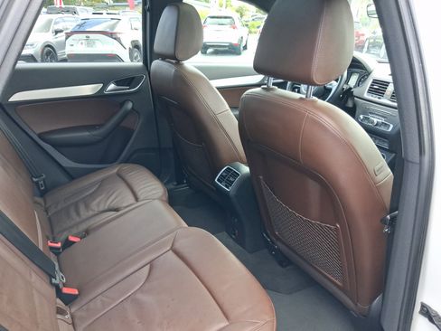 Used 2018 Audi Q3 2.0T Premium FWD image 30