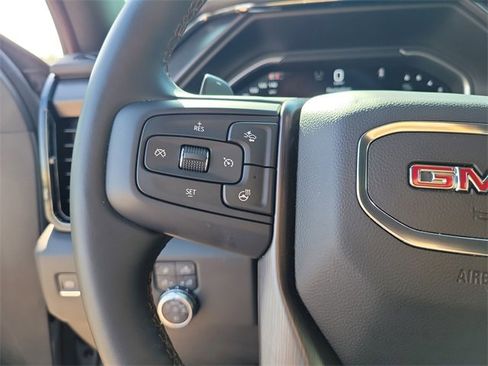 Used 2024 GMC Sierra 1500 AT4 w/ Technology Package image 26
