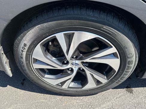 Used 2022 Subaru Legacy Premium AWD/4WD image 5