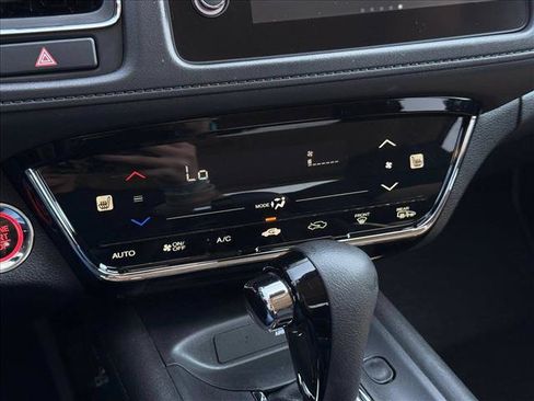 Used 2020 Honda HR-V EX image 16