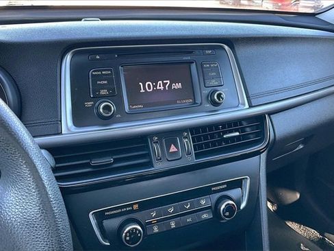 Used 2017 Kia Optima LX w/ Option Group 014 image 22