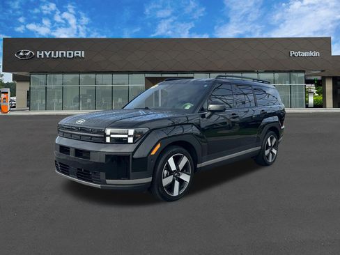 Used 2025 Hyundai Santa Fe Limited AWD/4WD image 1
