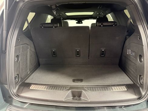 Used 2025 Chevrolet Tahoe Z71 w/ Comfort Package image 12