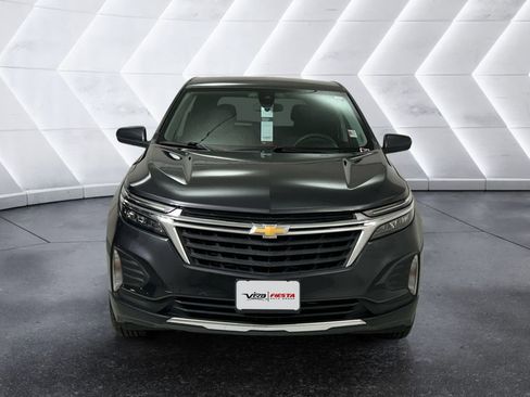 Used 2022 Chevrolet Equinox LT image 2