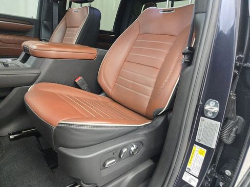Certified 2024 GMC Sierra 2500 Denali Ultimate w/ LPO, GMC Protection Package AWD/4WD image 28