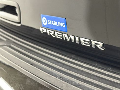 Used 2023 Chevrolet Suburban Premier RWD image 43