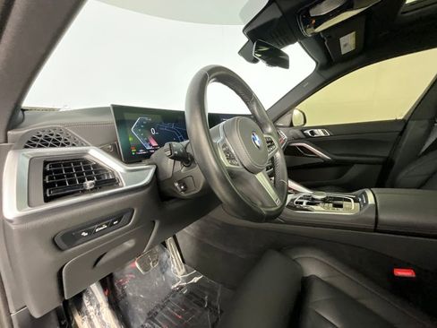 Used 2024 BMW X6 xDrive40i w/ M Sport Professional Package image 15