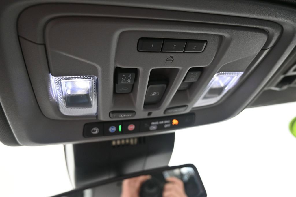 Used 2023 GMC Sierra 1500 Denali AWD/4WD image 37