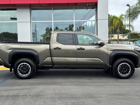 Certified 2026 Toyota Tacoma TRD Off-Road AWD/4WD image 4