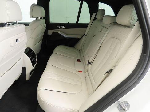 Certified 2023 BMW X5 xDrive45e w/ Executive Package image 21