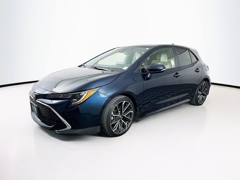 Used 2022 Toyota Corolla XSE image 3