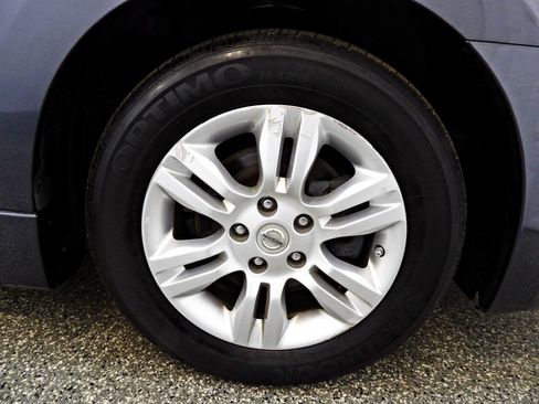 Used 2010 Nissan Altima 2.5 SL w/ SL Pkg FWD image 22