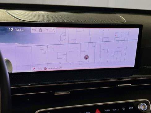 Used 2025 Genesis GV80 3.5T e-SC AWD/4WD image 13