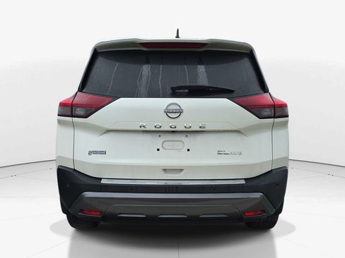 Used 2023 Nissan Rogue SL AWD/4WD image 5