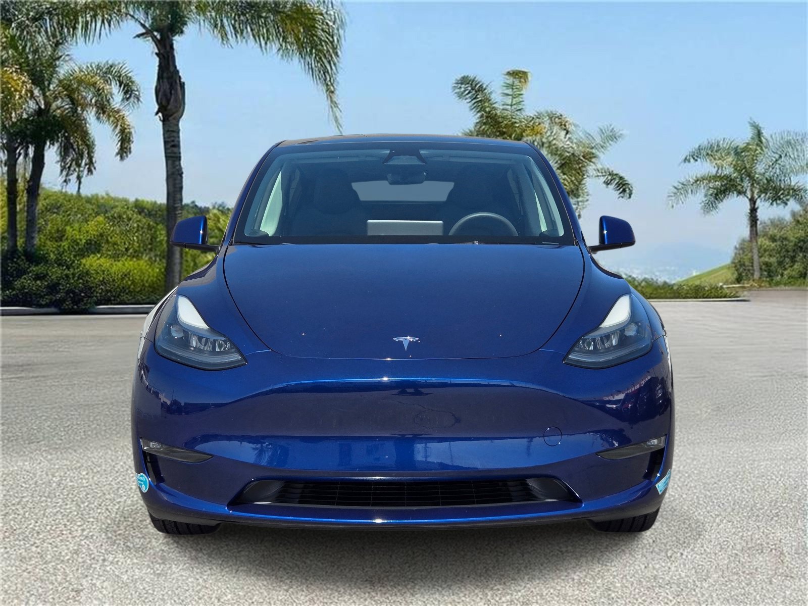 Used 2023 Tesla Model Y 2WD image 3