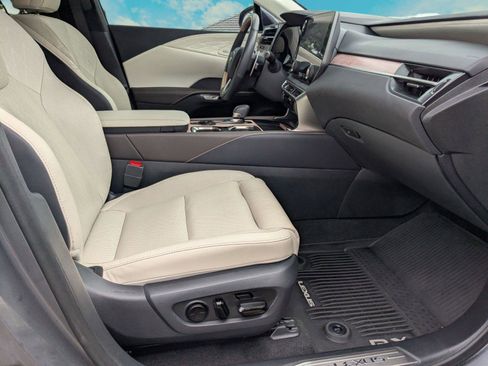 Certified 2023 Lexus RX 350 FWD w/ Accessory Package (K3) image 20